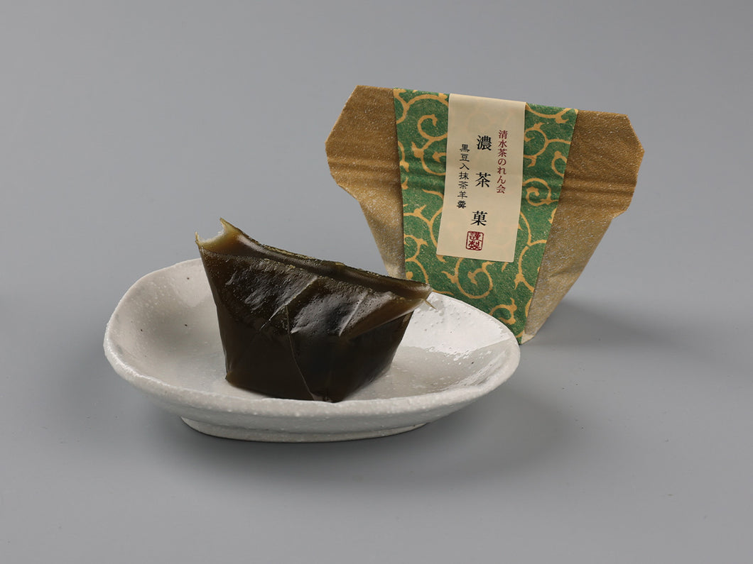 和三盆を使用したオリジナル抹茶羊かん「濃茶菓」